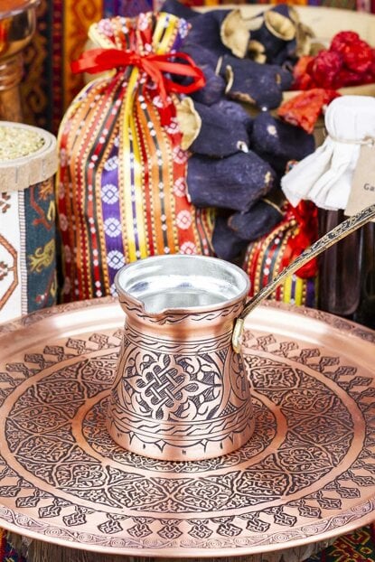 Comprar cafetera turca de cobre martillado a mano en línea • Gran Bazar de  Estambul