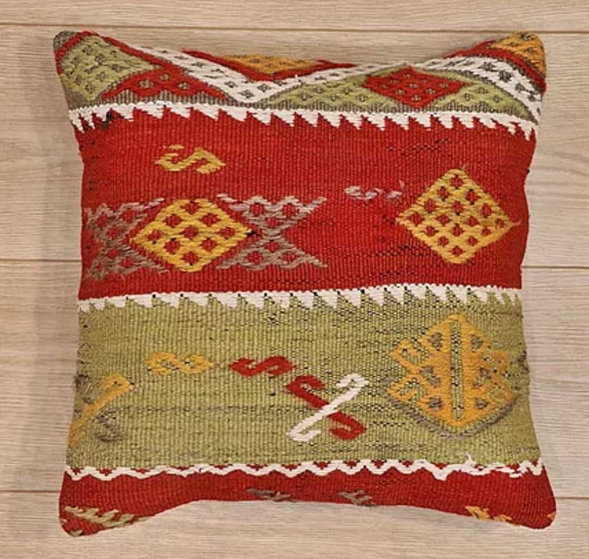 Подушка гранда купить. Турецкие подушки. Турецкая подушка декор. Традиционная турецкая подушка.