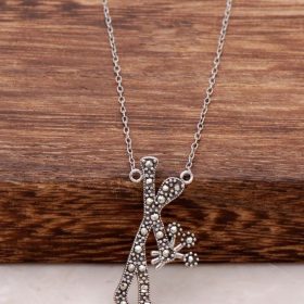 A bunch of flowers in love man marcasite stone silver necklace 429