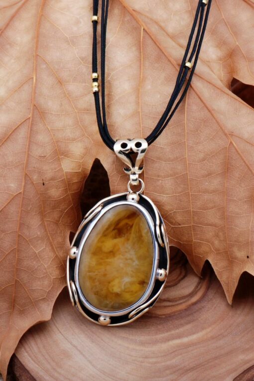 Amber Stone Handmade Silver Necklace 6747