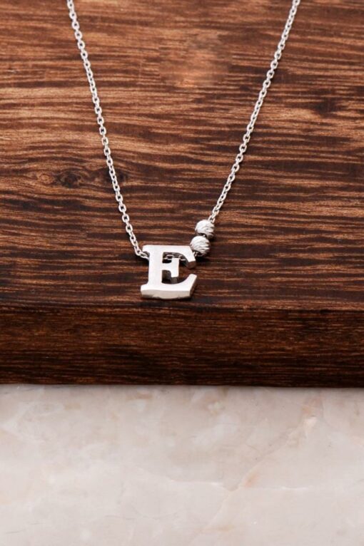 Srebrny naszyjnik 3803 w kształcie litery E