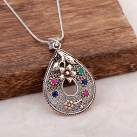 Filigree Engraved Carnation Design Silver Necklace 3906
