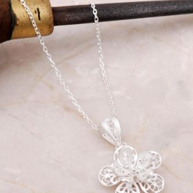 Filigree Engraved Flower Silver Necklace 6891