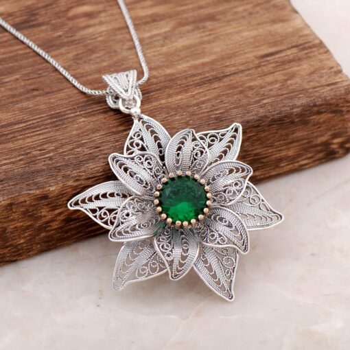 Filigree Engraved Root Emerald Stone Design Silver Necklace 3887