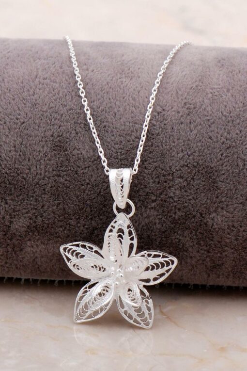 Filigree Engraved Silver Lotus Flower Necklace 6869