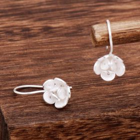 Flower Design Silver Earring 4655