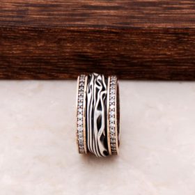 Обручальное кольцо из стерлингового серебра с цирконовым камнем 75