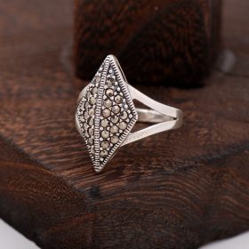 Marcasite Stone Design Silver Ring 2282